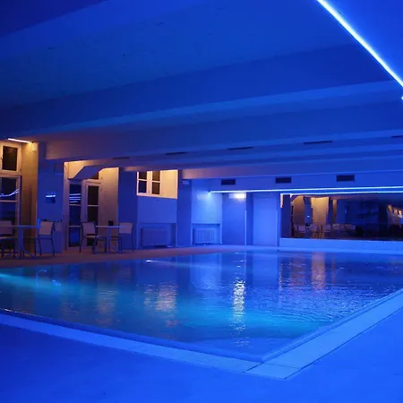 Und Otel 3*