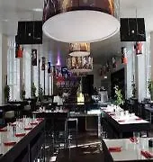 Und Otel 3*